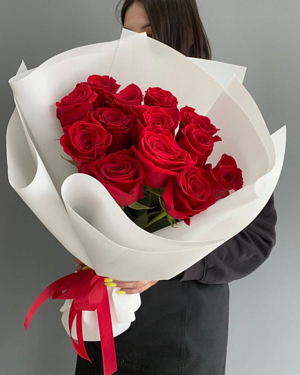 Bouquet of Bouquet of 13 red roses flowers delivered to Aktau
