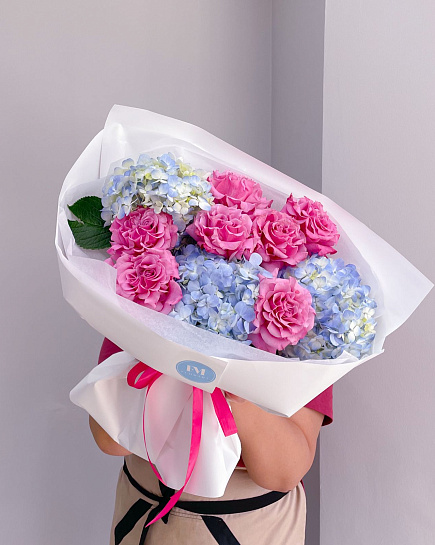 Bouquet of peony roses and hydrangeas with delivery to Astana