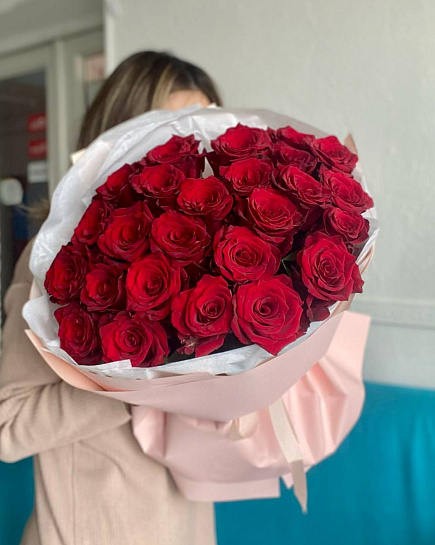 Bouquet of 25 red roses flowers delivered to Astana