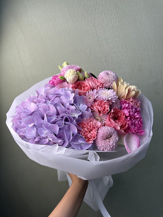 Сиренево-розовая нежность с гортензией