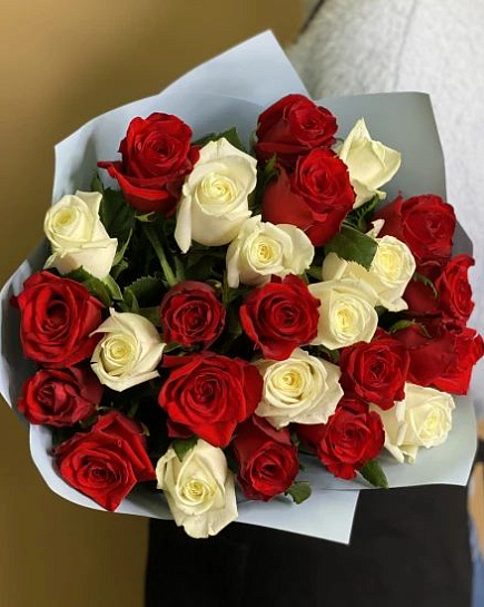 25 roses 80 cm with delivery to Almaty