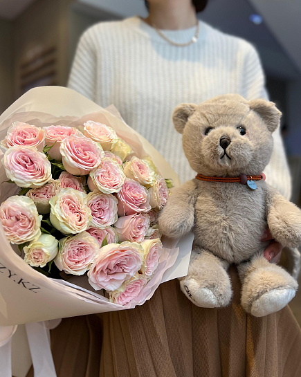 Bouquet of Combo of 7 branches of spray roses and a bear with beads flowers delivered to Astana