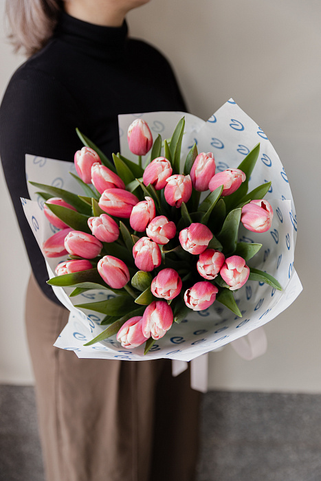 25 pink tulips 25 pink tulips
