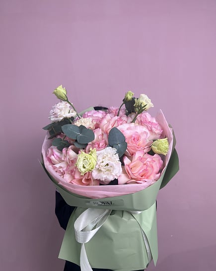 Нежный букет из пионовидных роз и эустомы с доставкой по Астане