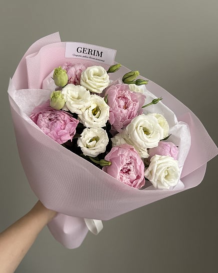 Пионовое облако с эустомой с доставкой по Астане