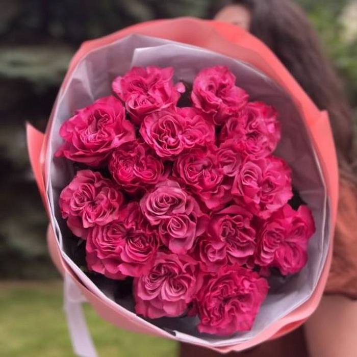 Bouquet of 15 peony pink roses