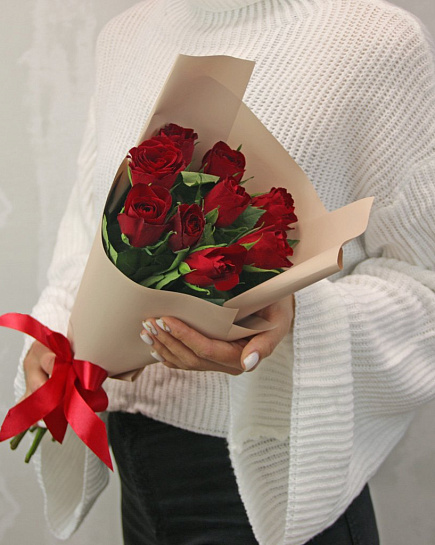 Букет из 9 красных роз (40 см.) с доставкой по Алматы