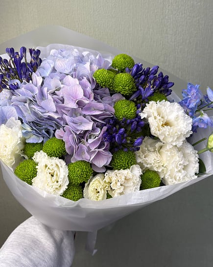 Синий и фиолетовый круглый букет with delivery to Astana