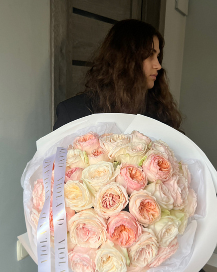  Моно букет пионовидных роз  с доставкой по Астане