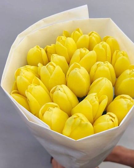 Жёлтые тюльпаны с луковицами 25 шт с доставкой по Алматы