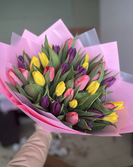 Bouquet of Mix tulip flowers delivered to Kostanay.