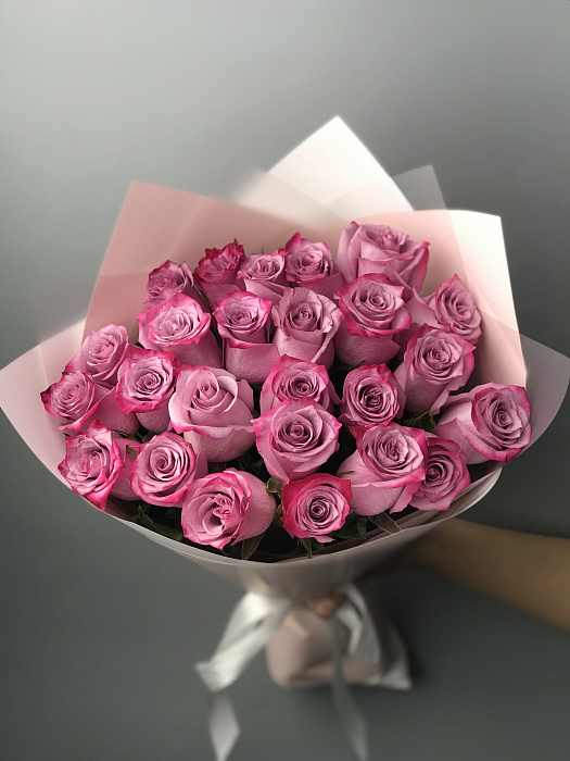 Bouquet of 25 roses (to the florist's taste)