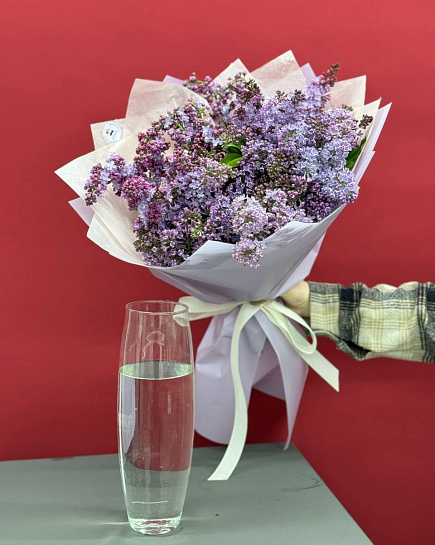 Bouquet of Bouquet of lilacs + vase as a gift flowers delivered to Almaty