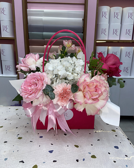 Assembled bouquet with delivery to Almaty