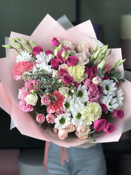 Mixed bouquet of flowers Mint size L