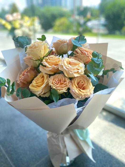 Bouquet of summer roses