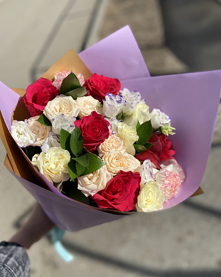 Bouquet of Gloria flowers delivered to Rudniy