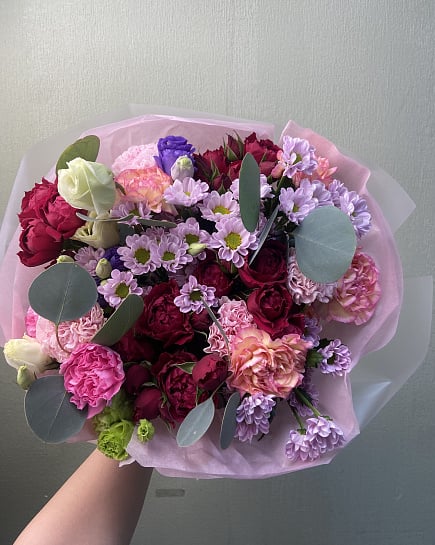 Яркий микс из кустовых роз и эустомы with delivery to Astana