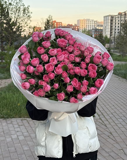 Розовое облако из кустовых роз с доставкой по Астане
