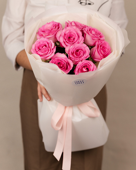 9 bright roses with delivery to Astana