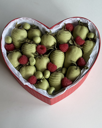 Strawberry in chocolate green match with delivery to Almaty