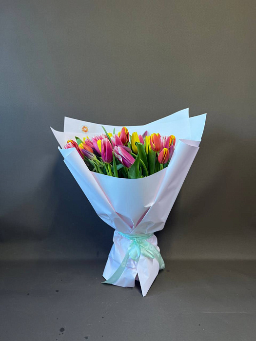 Bouquet of 41 tulips mix
