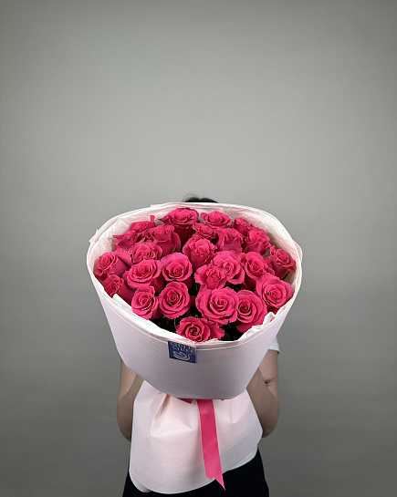 25 crimson roses with delivery to Astana