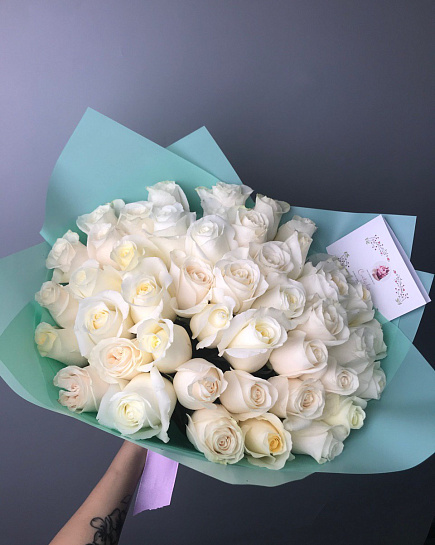 Bouquet of Snow beauty flowers delivered to Atyrau