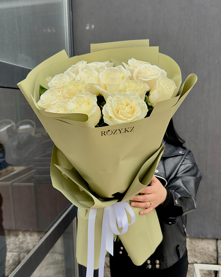 Букет из 15 высоких роз (70-80см) с доставкой по Астане