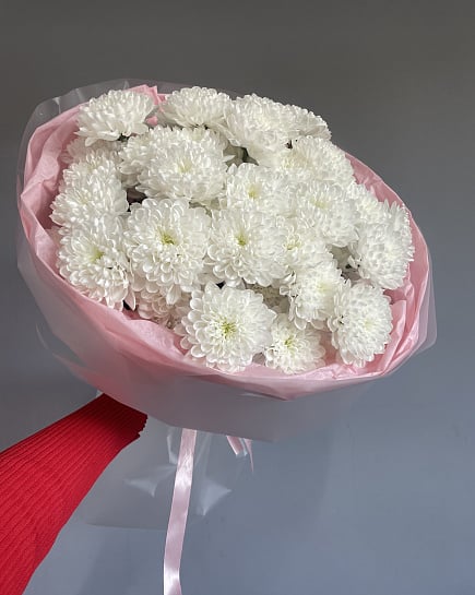 Белый букет из круглых хризантем with delivery to Astana