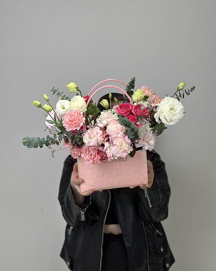 Handbag with delivery to Astana