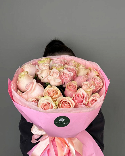 букет из 25 роз с доставкой по Алматы