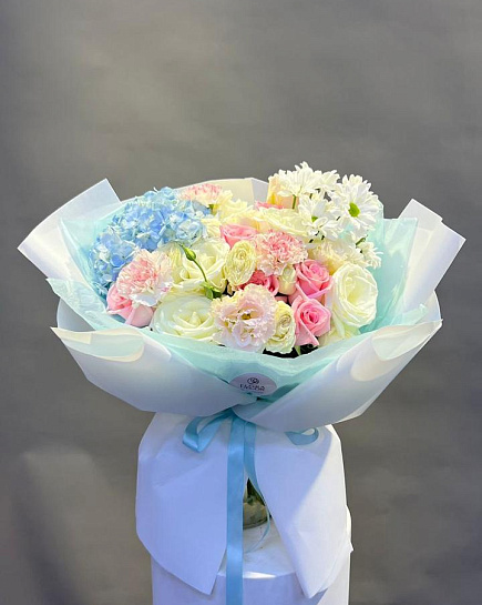 Bouquet of Tiara flowers delivered to Astana