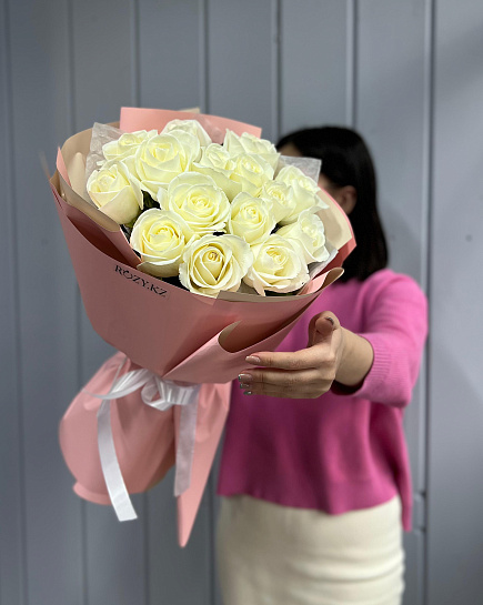 Букет из 15 белых роз  с доставкой по Астане