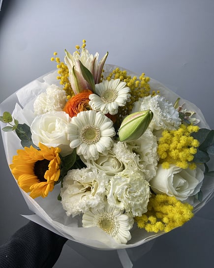 Солнечный букет с подсолнухом и мимозой с доставкой по Астане
