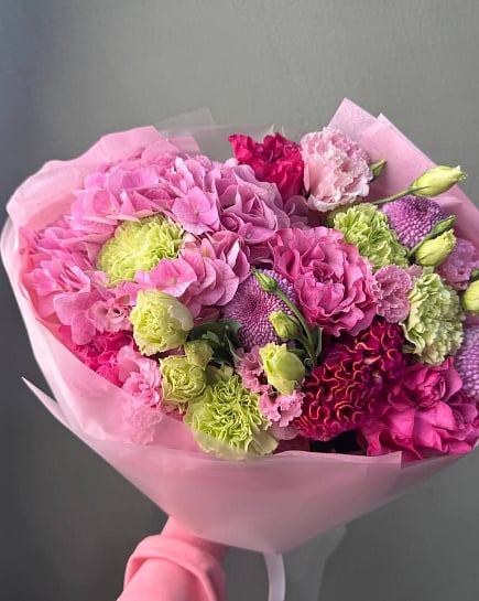 Букет: гортензия, эустома, гвоздика with delivery to Astana