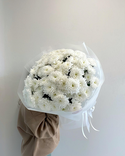 Bouquet of Snow white flowers delivered to Shymkent