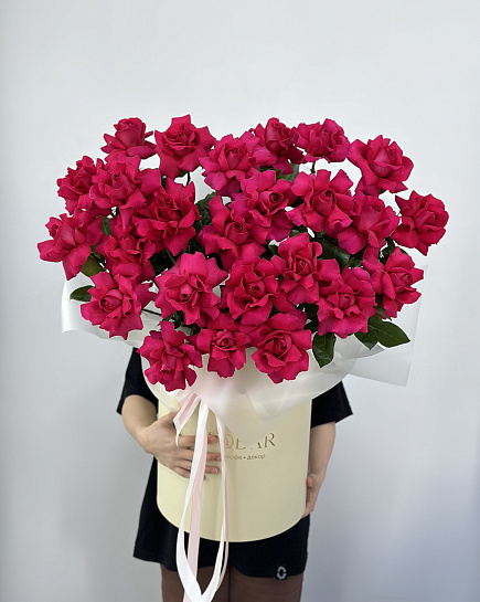 Bouquet of 25 French roses flowers delivered to Astana