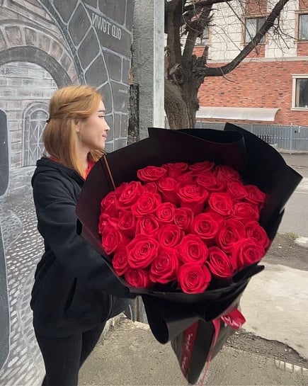 holland roses with delivery to Taraz