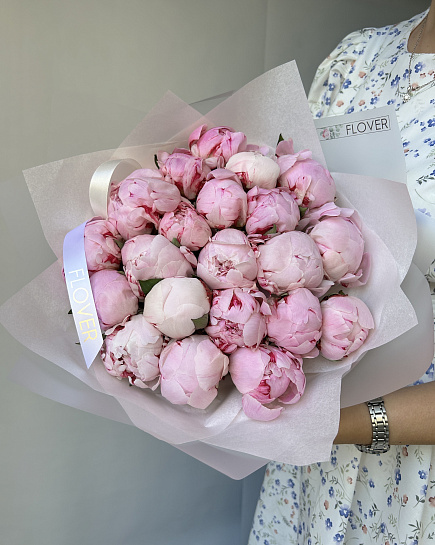 Bouquet of 21 Peony Sarah Bernard flowers delivered to Astana