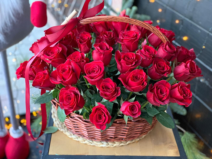 Red roses in a basket 51 pcs