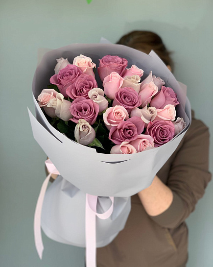 Bouquet of 25 Stylish roses flowers delivered to Almaty
