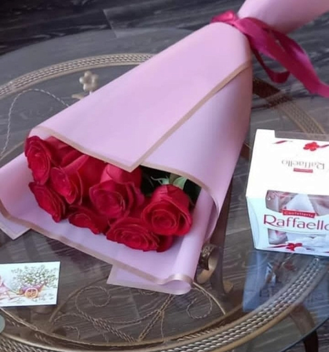 Roses with Raffaello