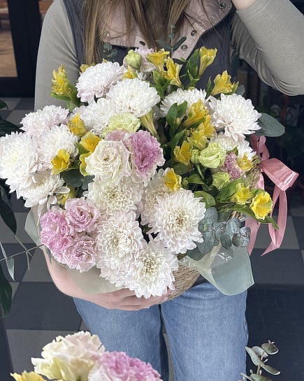 Цветочная палитра нежности с доставкой по Астане