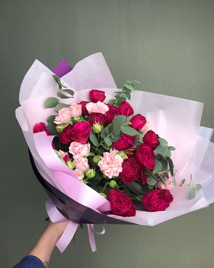Bouquet of Mix of spray roses flowers delivered to Rudniy