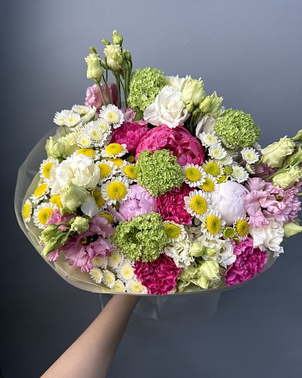 Пионовый микс с хризантемами с доставкой по Астане