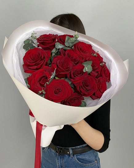 Моно из красных роз  с доставкой по Уральске