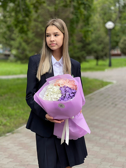 Bouquet Congratulations to the teacher