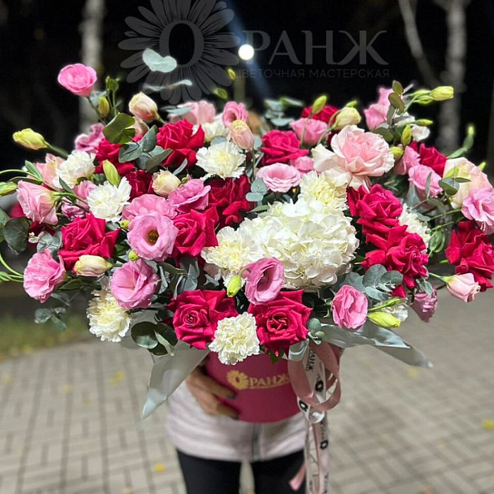 Beautiful large bouquet in a box
