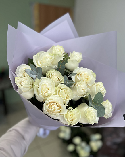 Белые розы с доставкой по Костанае